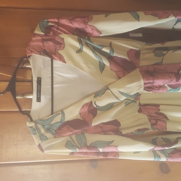 Mary & Mo dress floral floor length gown. - Picture 2 of 3